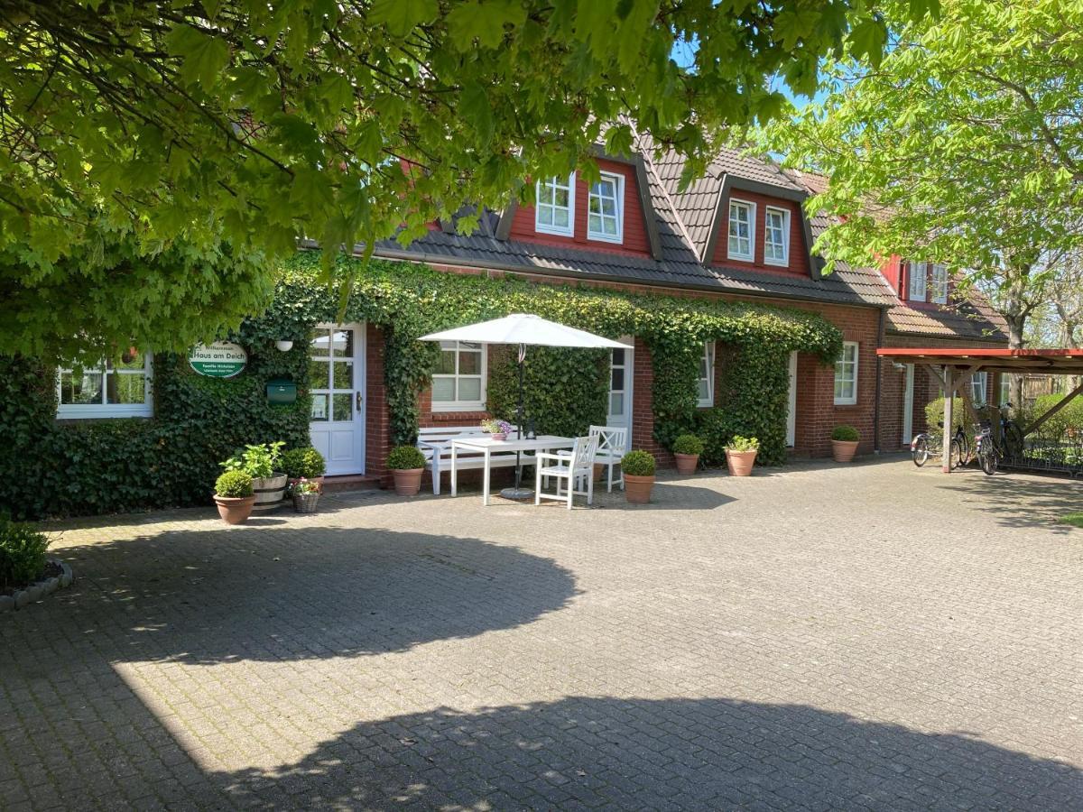 Haus Am Deich Apartment Utersum Exterior foto